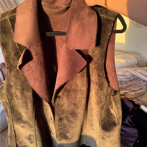 Reversible Brown Suede and Brown Velvet Vest - L/XL - Picture 2 of 2